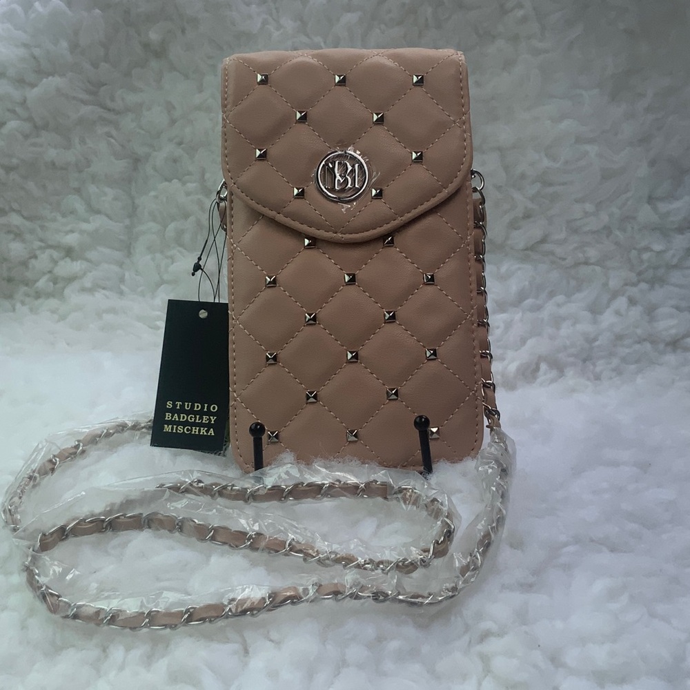 Badgley Mischka Quilted Nude Pink Crossbody Phone Pouch (NWT)